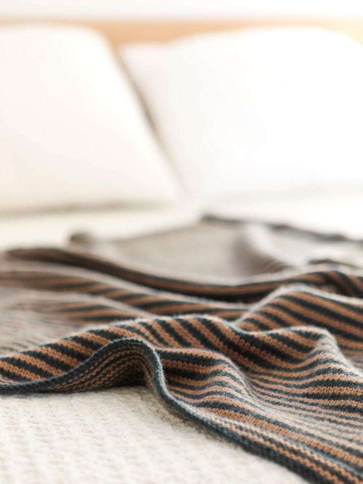 Maxi Stripes Blanket